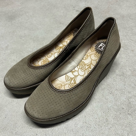 Fly London Yoni Women Shoes Perforated Leather Slip on Wedges Brown/Green Sz 38 - Picture 1 of 10